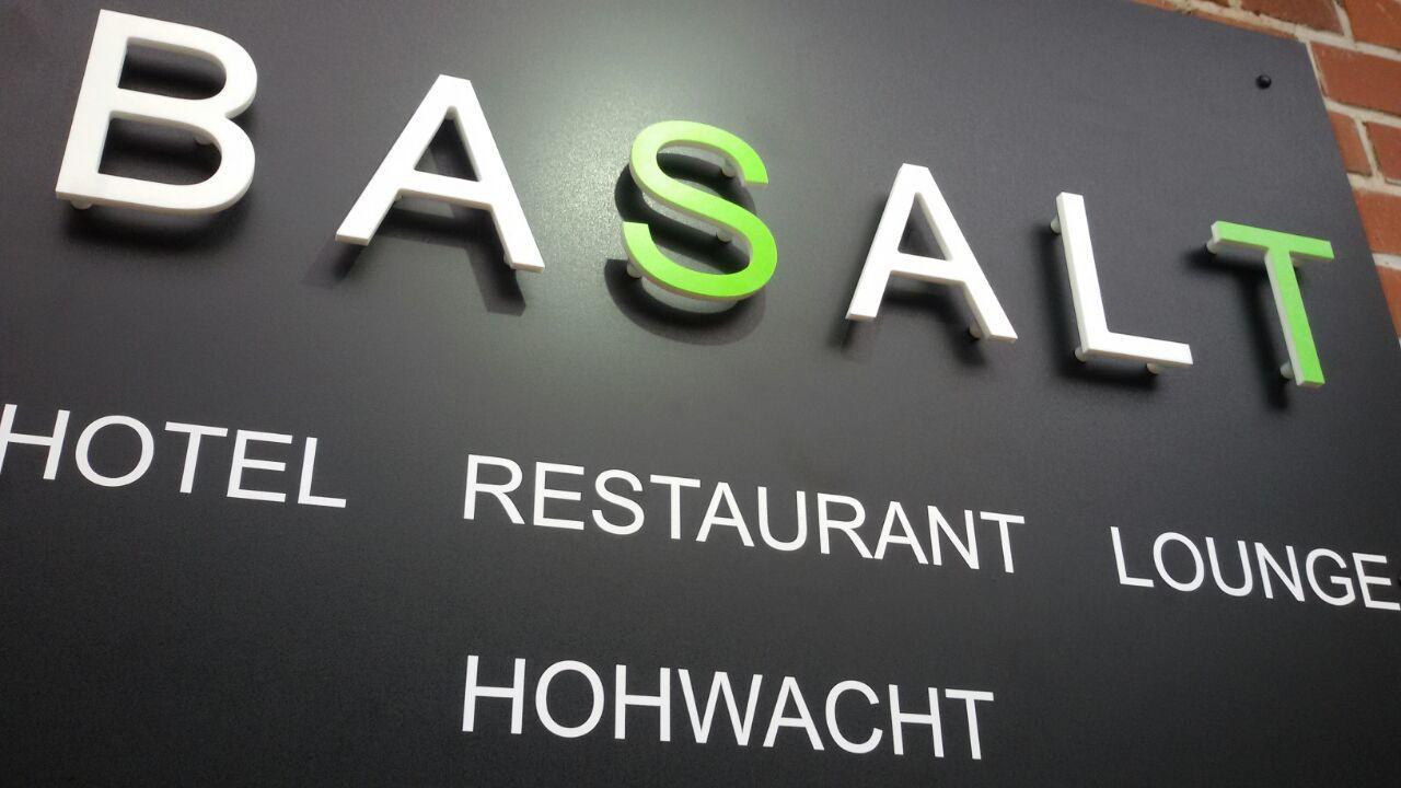 הוווכט Basalt Hotel Restaurant Lounge מראה חיצוני תמונה