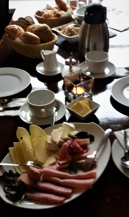 הוווכט Basalt Hotel Restaurant Lounge מראה חיצוני תמונה