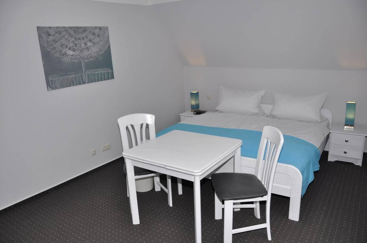 הוווכט Basalt Hotel Restaurant Lounge מראה חיצוני תמונה
